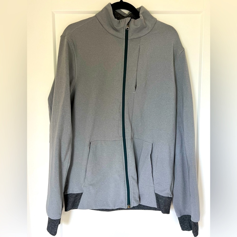 Lululemon Men's Zipper Front Three Pocket Jacket / Large